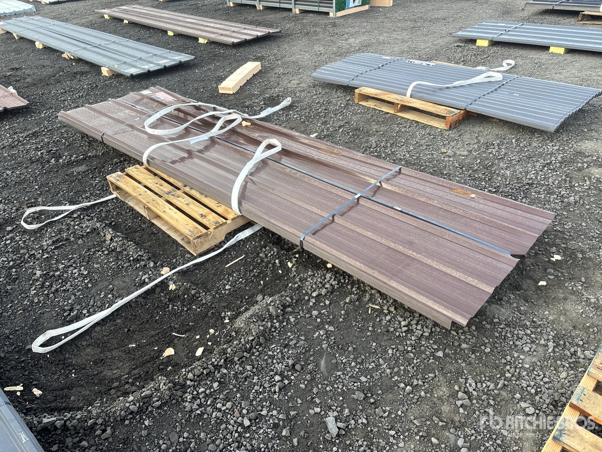 General Appearance with Foto, angolo anteriore sinistro