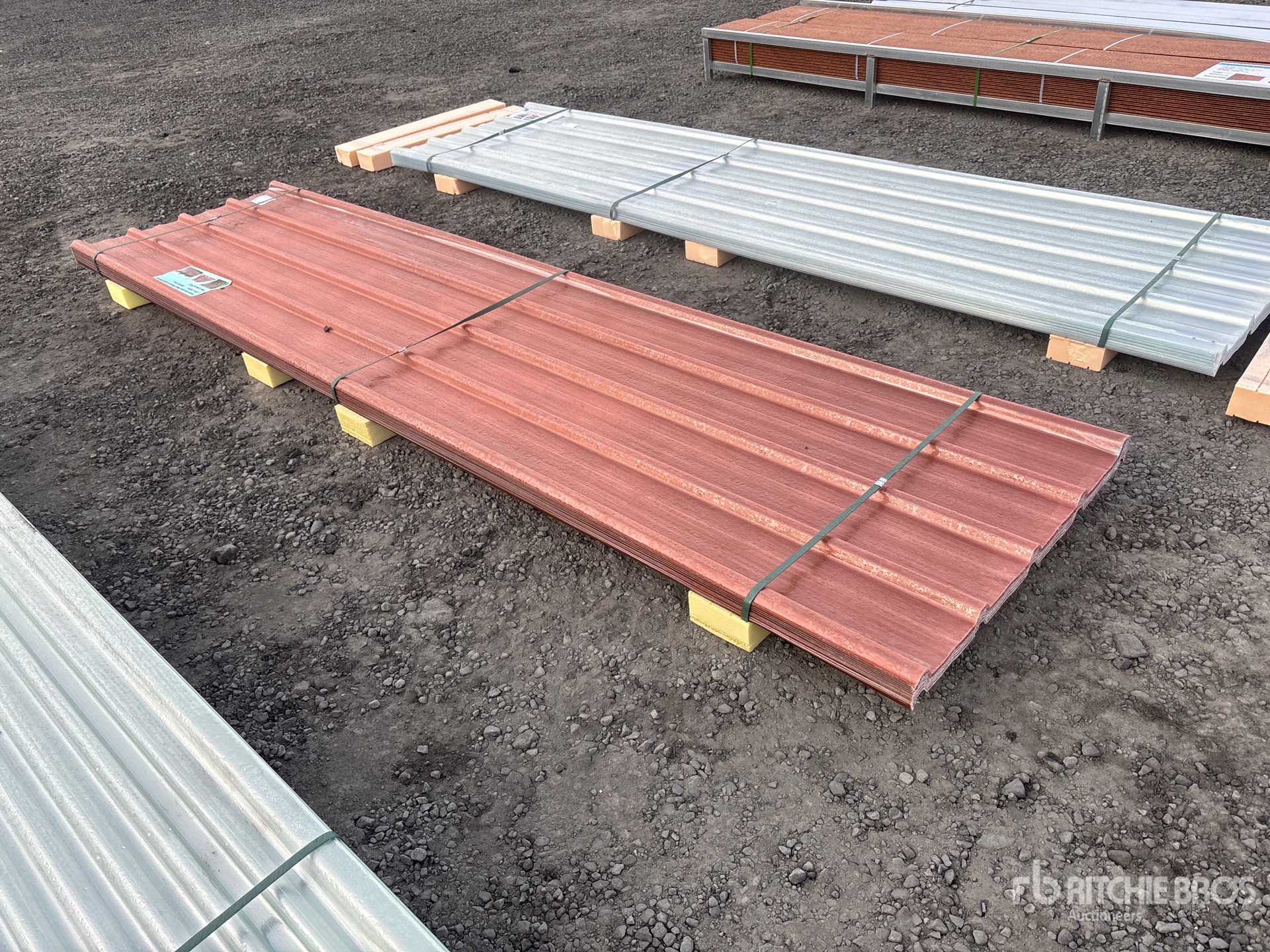 General Appearance with Foto, angolo anteriore sinistro