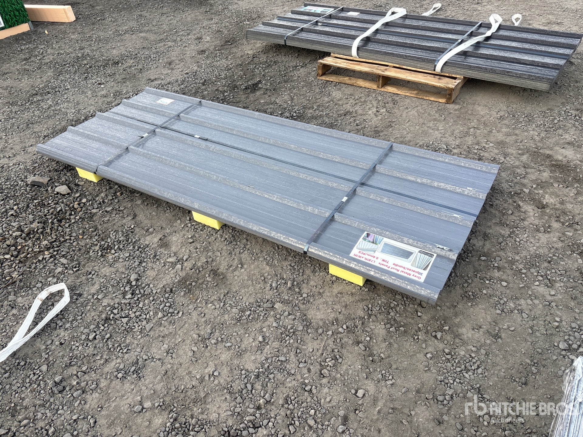 General Appearance with Foto, angolo anteriore sinistro