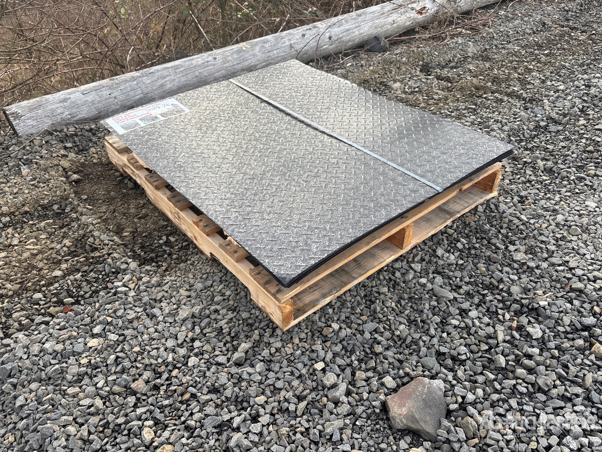 General Appearance with Foto, angolo anteriore destro