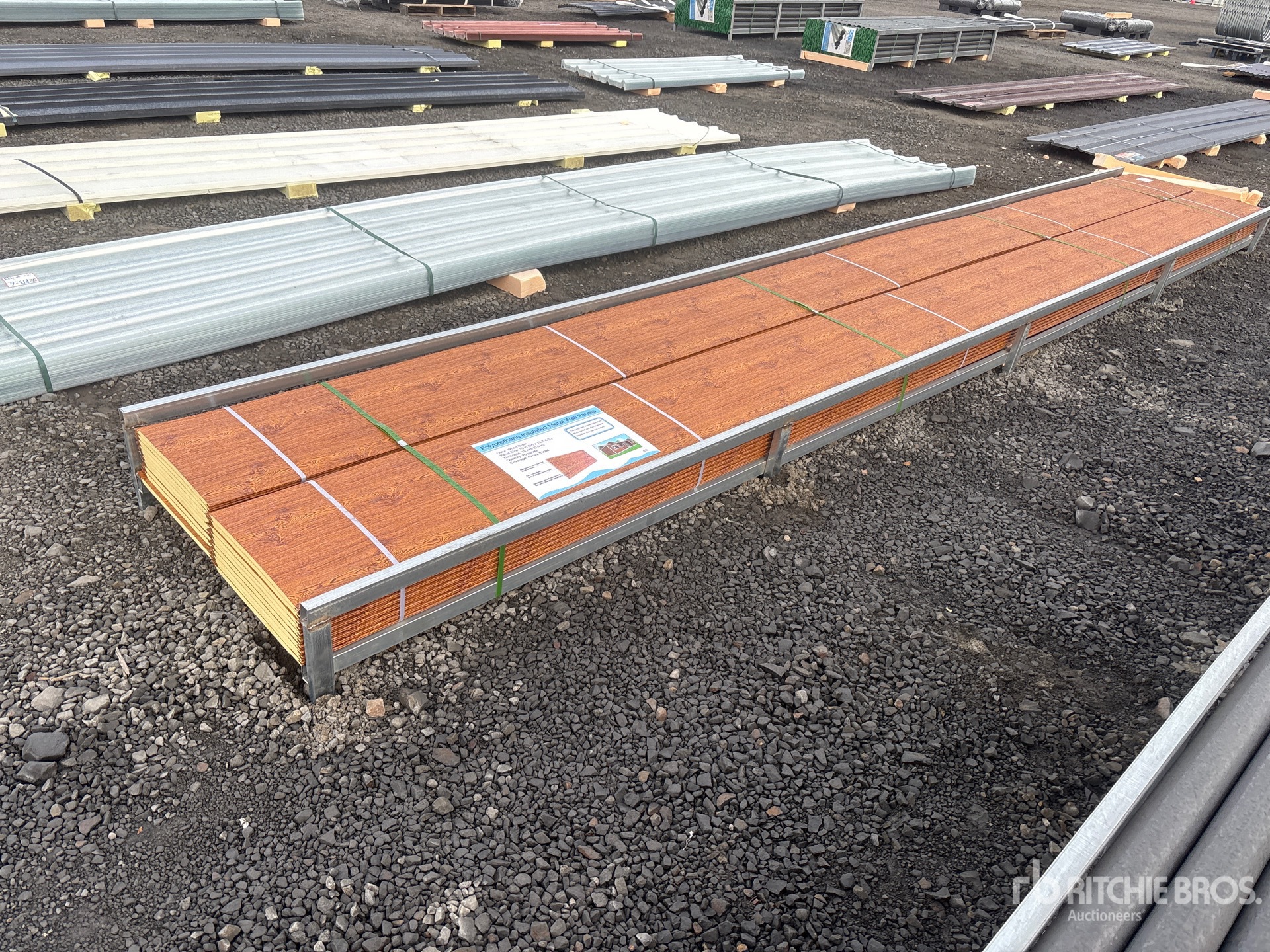 General Appearance with Foto, angolo posteriore sinistro