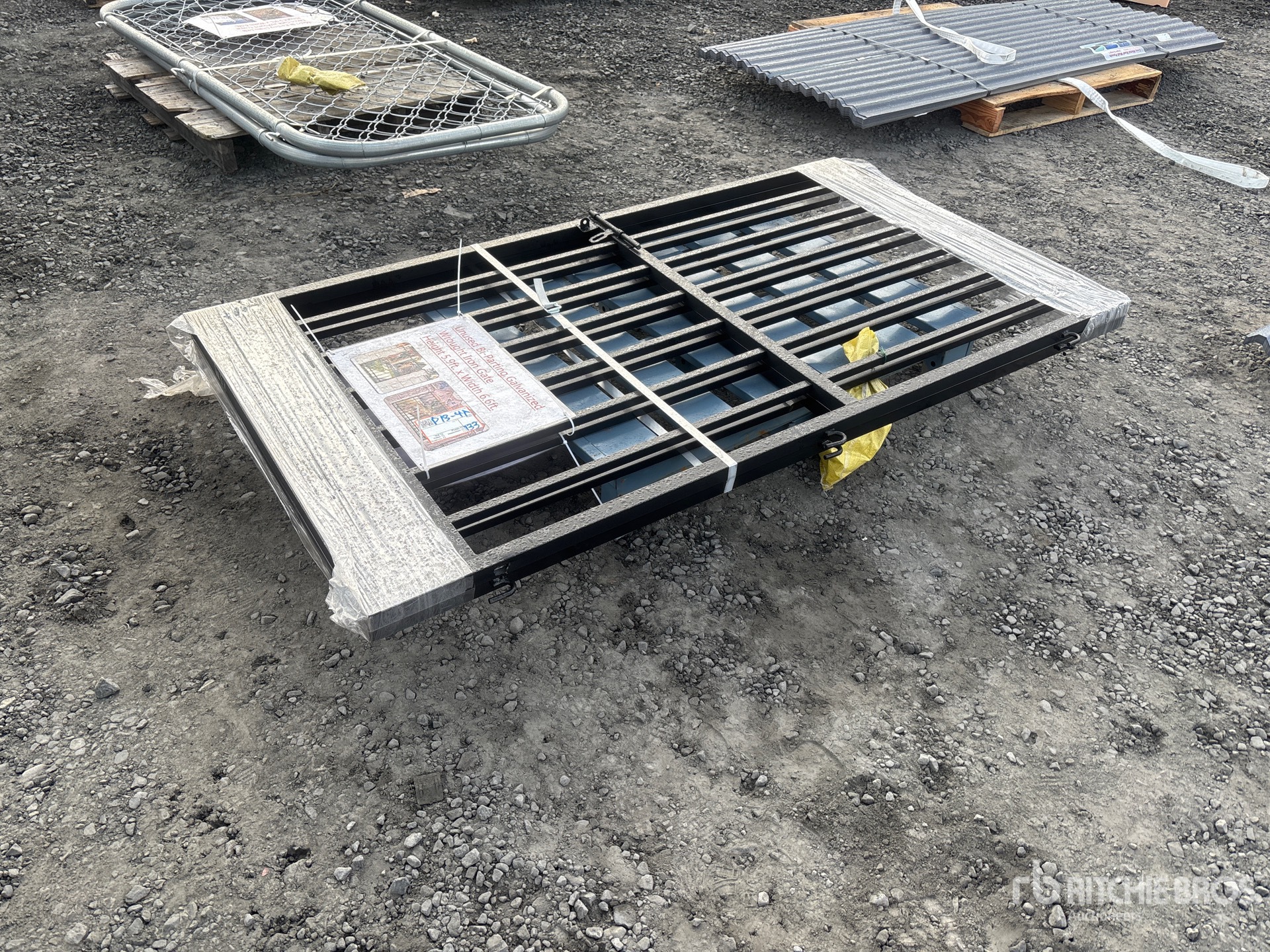 Aspect général with Image, coin avant droit