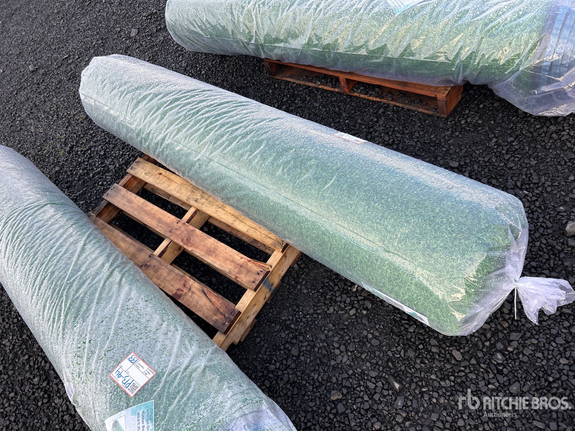 Aspect général with Image, coin avant droit