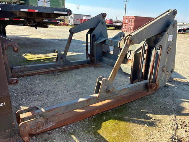 Pemberton Pipe Wheel Loader Forks - Fits John Deere 644K Pemberton Pipe Wheel Loader Forks - Fits John Deere 644K