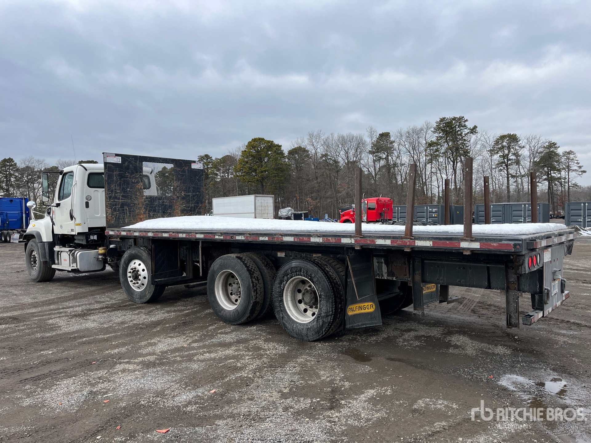 General Appearance with Bild, Ecke hinten links