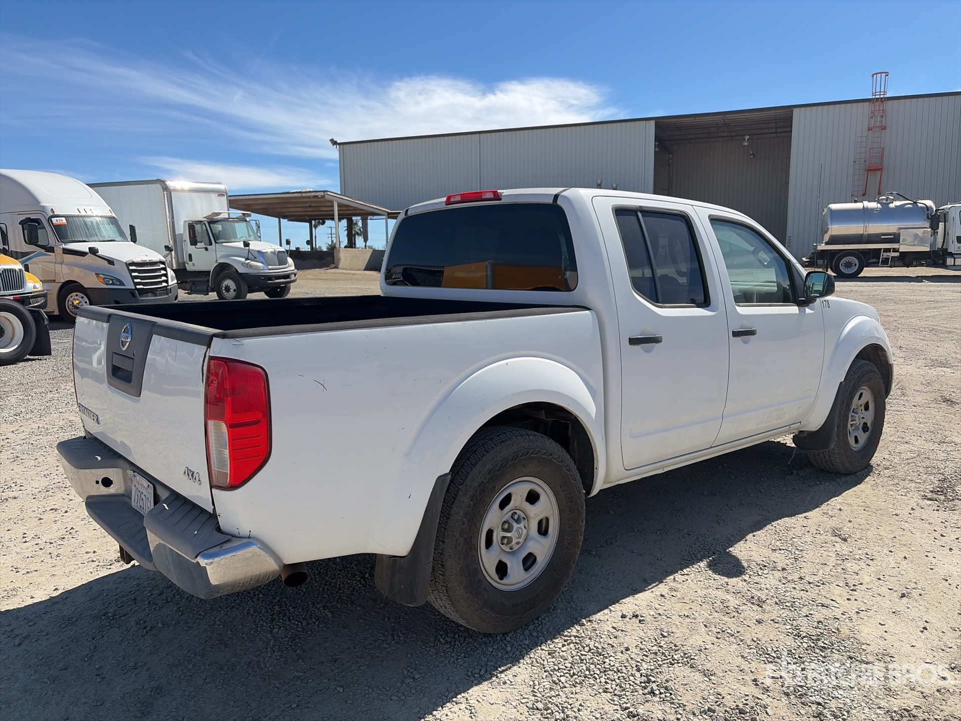 General Appearance with Picture, Right Rear Corner