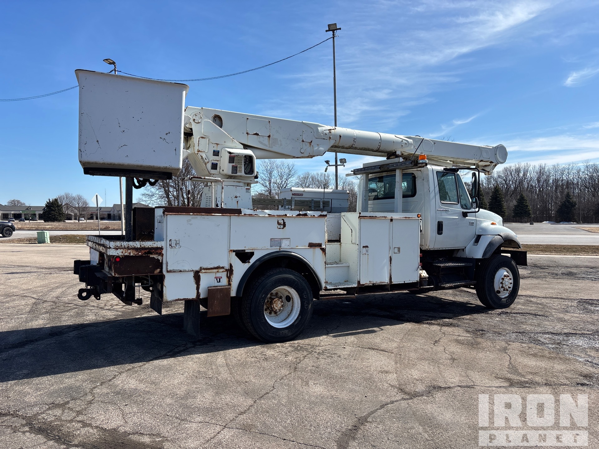 General Appearance with Bild, Ecke hinten rechts