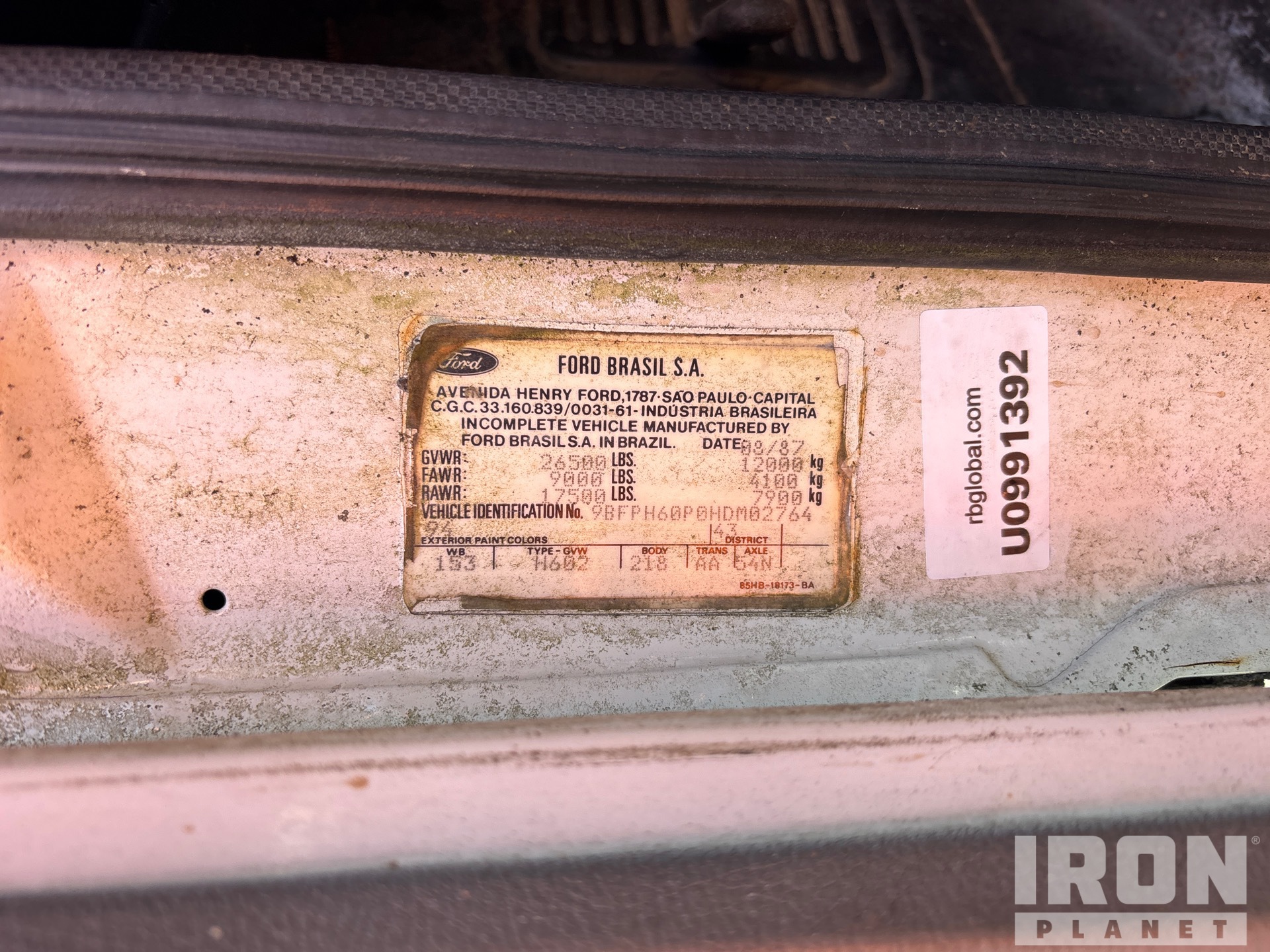 General Appearance with Seriennummer / FIN