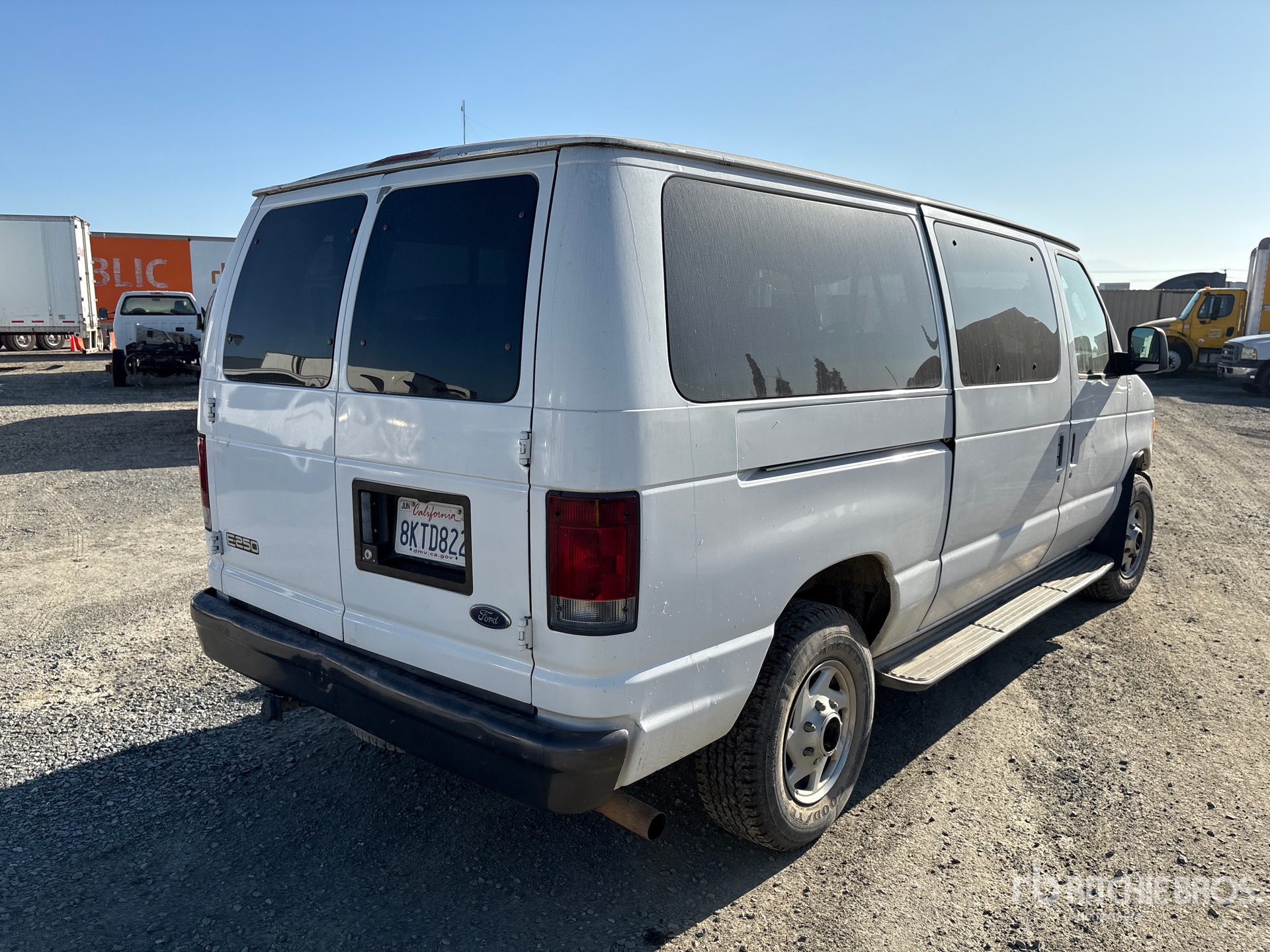 General Appearance with Picture, Right Rear Corner