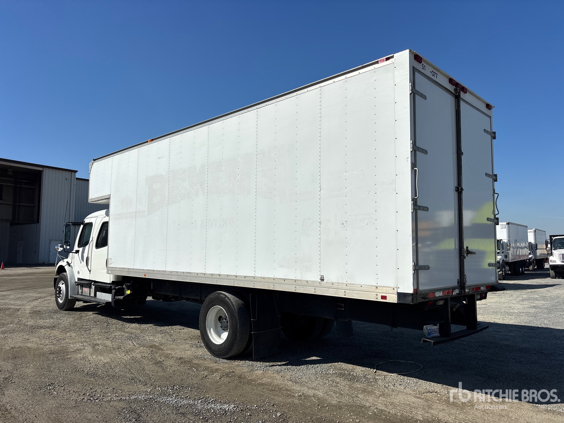 General Appearance with Foto, angolo posteriore sinistro