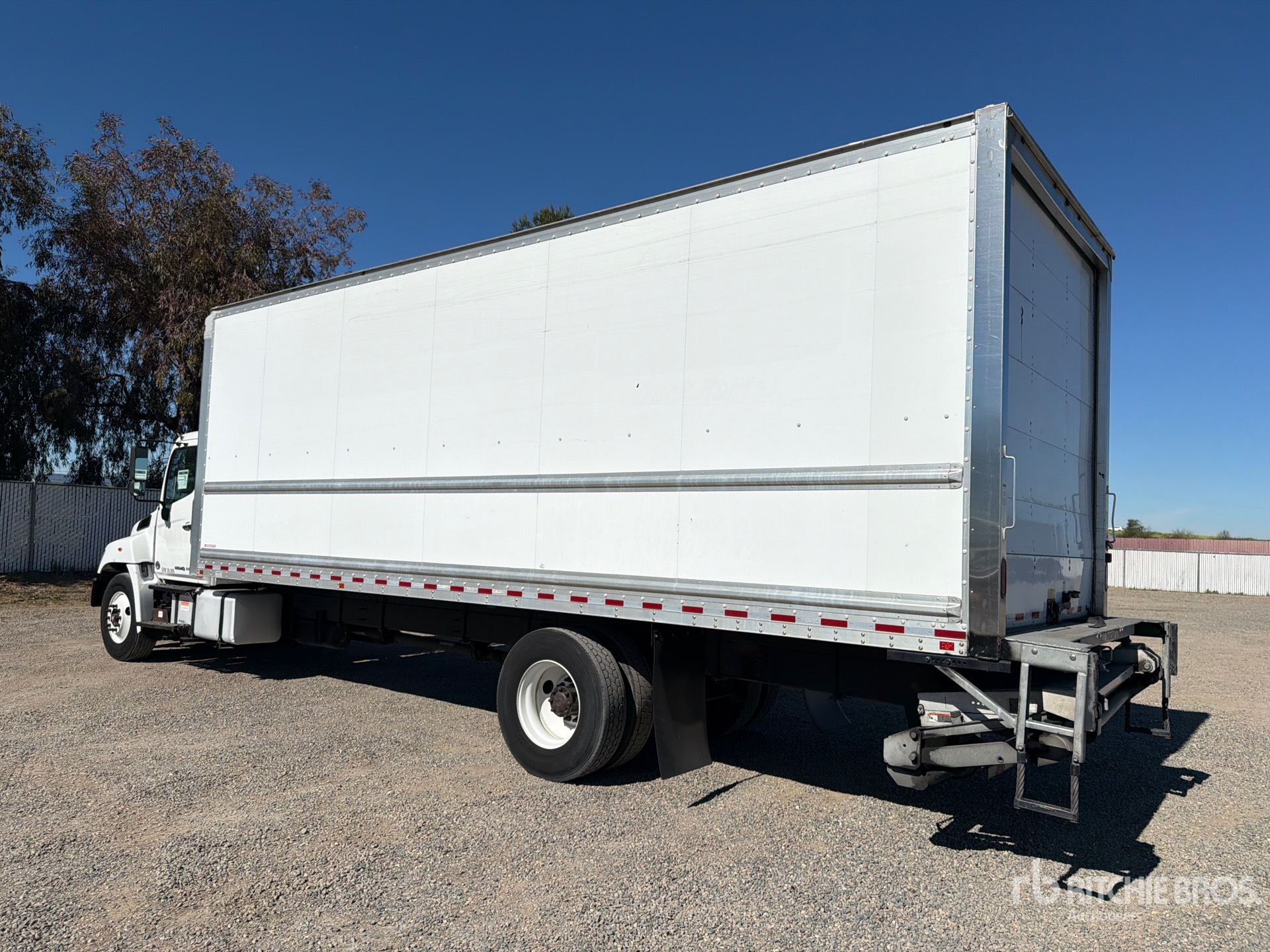 General Appearance with Imagen: esquina trasera izquierda