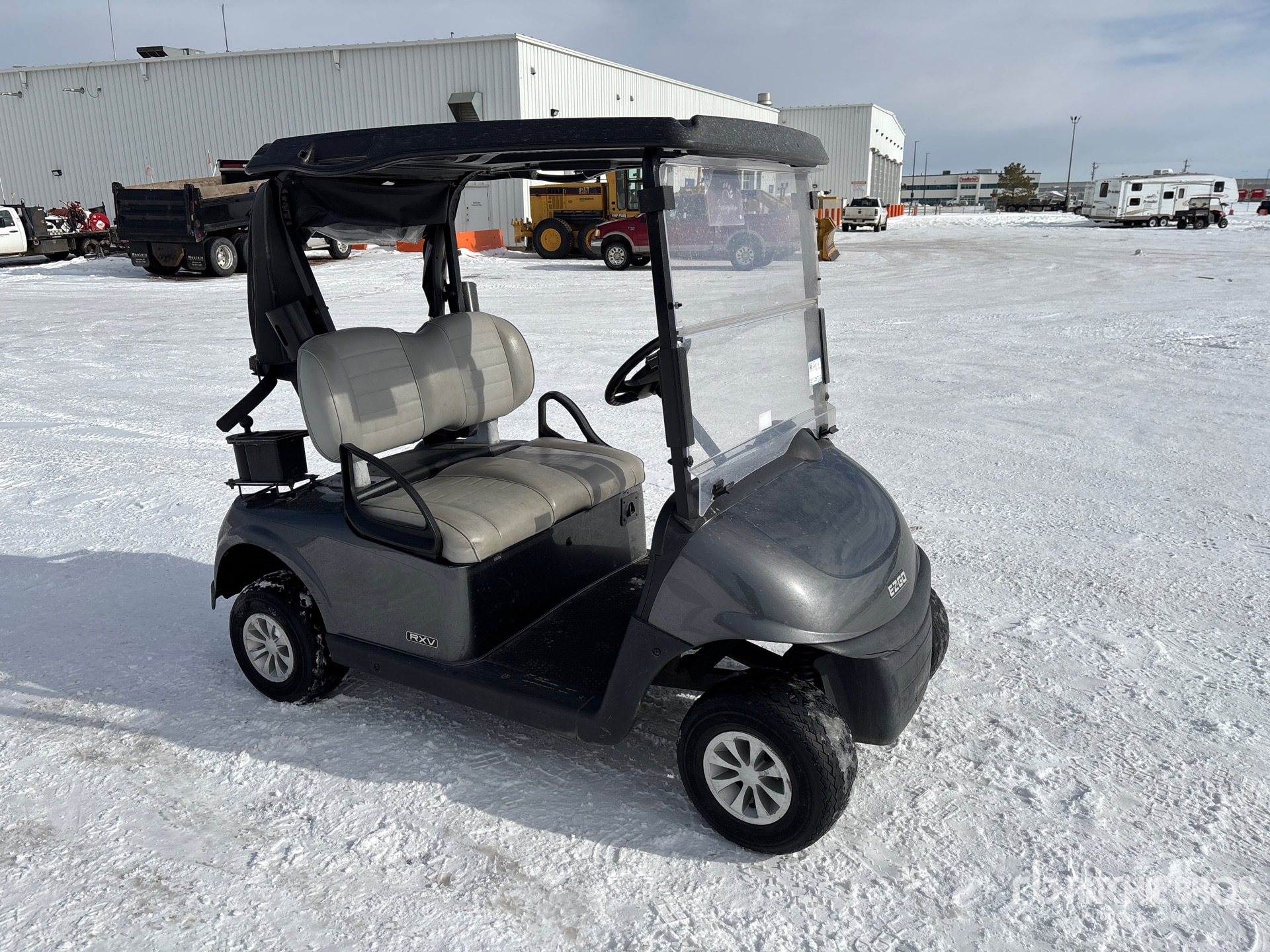 General Appearance with Picture, Right Front Corner