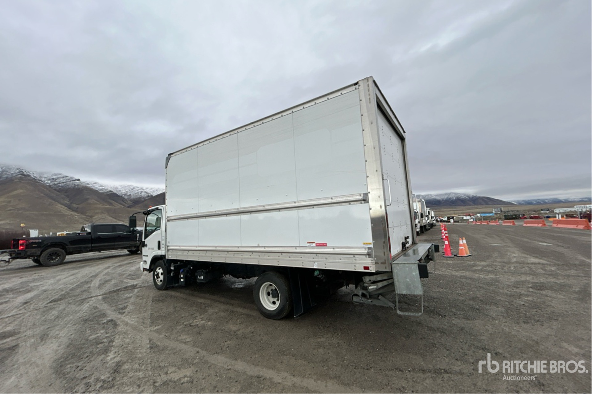 General Appearance with Imagen: esquina trasera izquierda