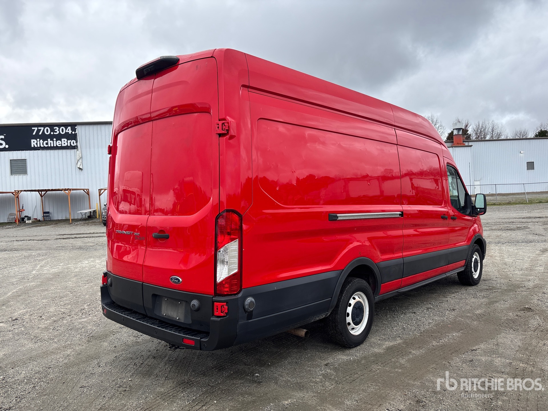 General Appearance with Picture, Right Rear Corner