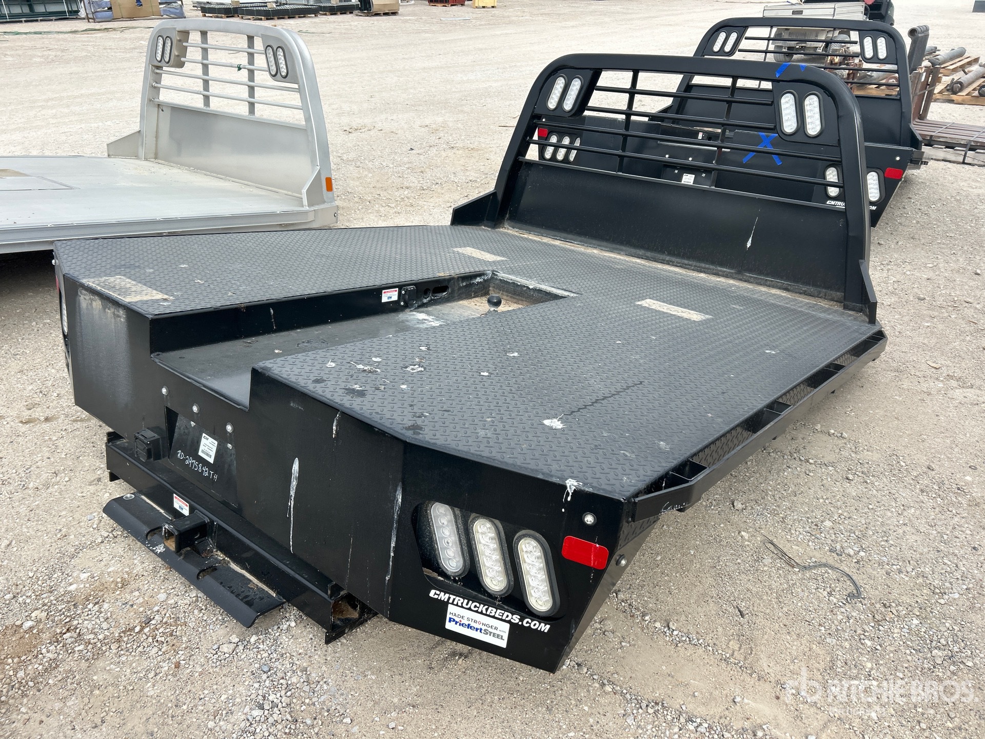 General Appearance with Bild, Ecke hinten rechts