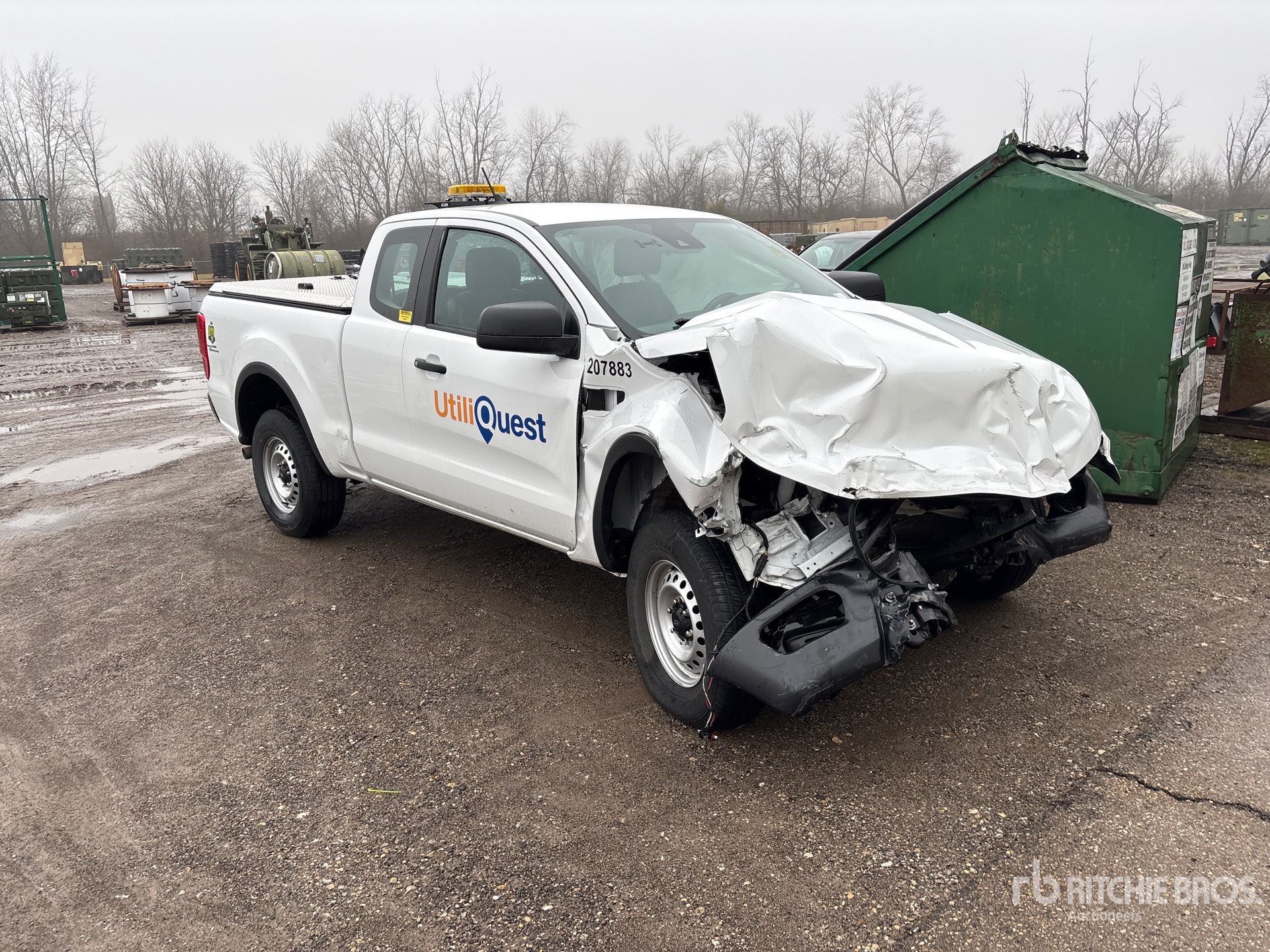 General Appearance with Image, coin avant droit