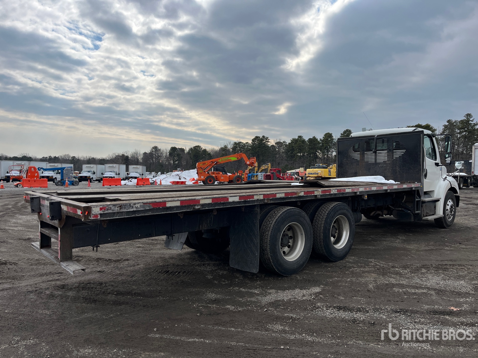 General Appearance with Image, coin arrière droit