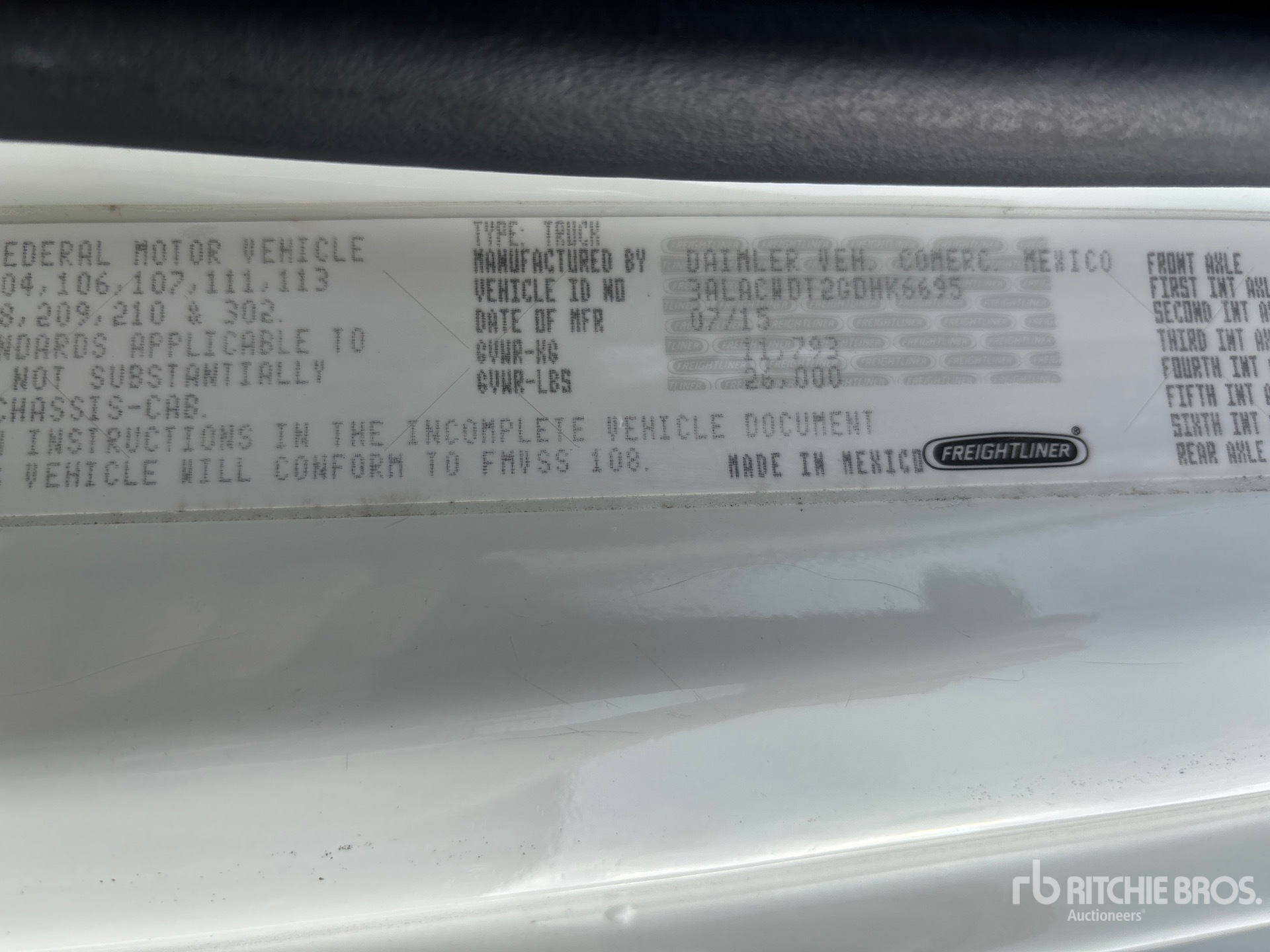 General Appearance with Numero seriale/numero d’identificazione del veicolo (VIN)