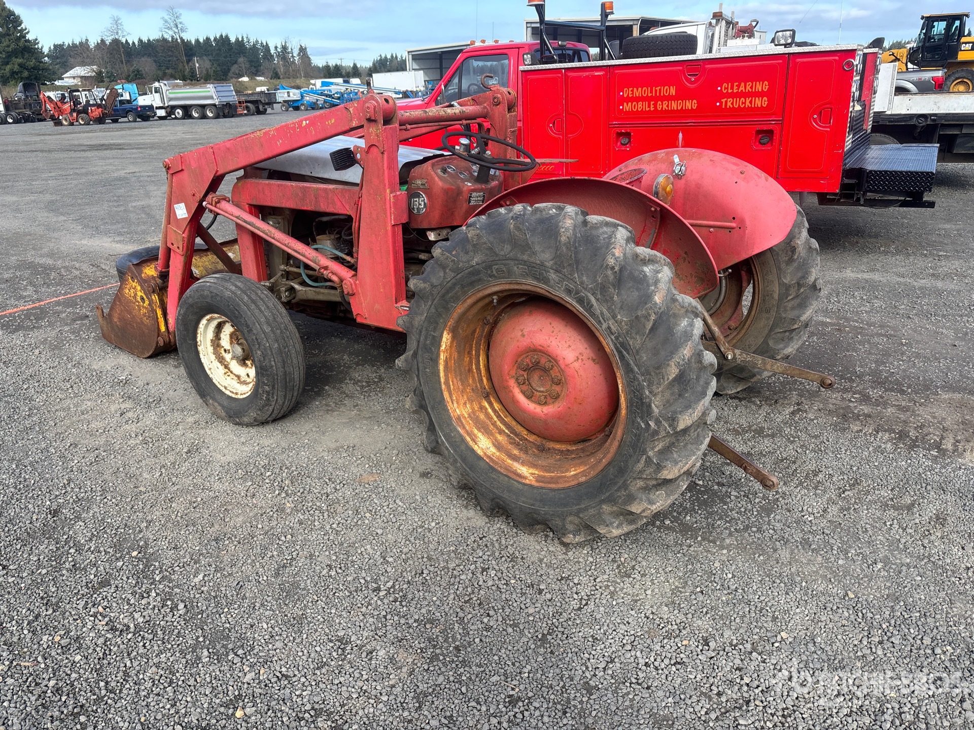 General Appearance with Picture, Left Rear Corner