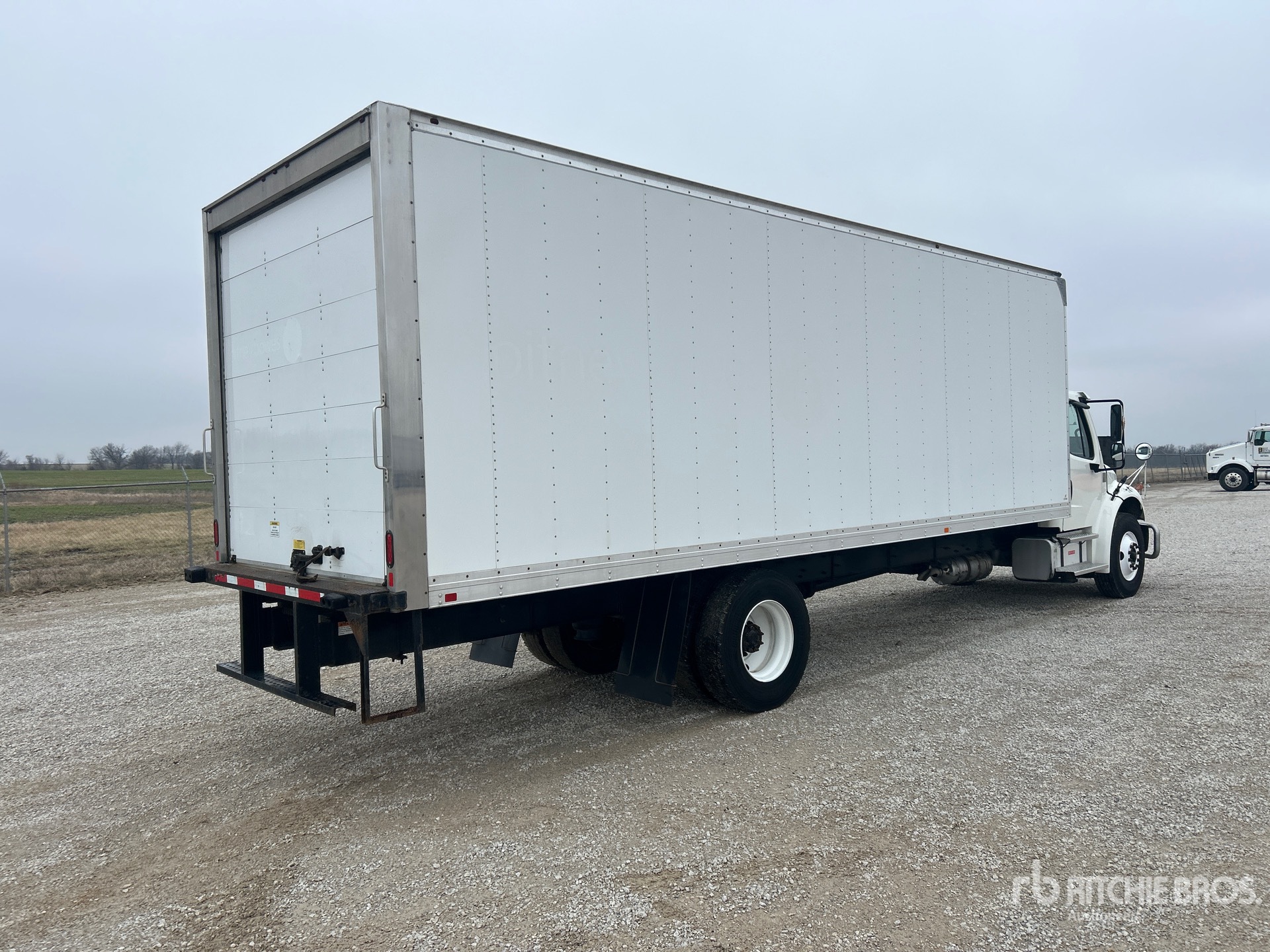 General Appearance with Imagen: esquina trasera derecha