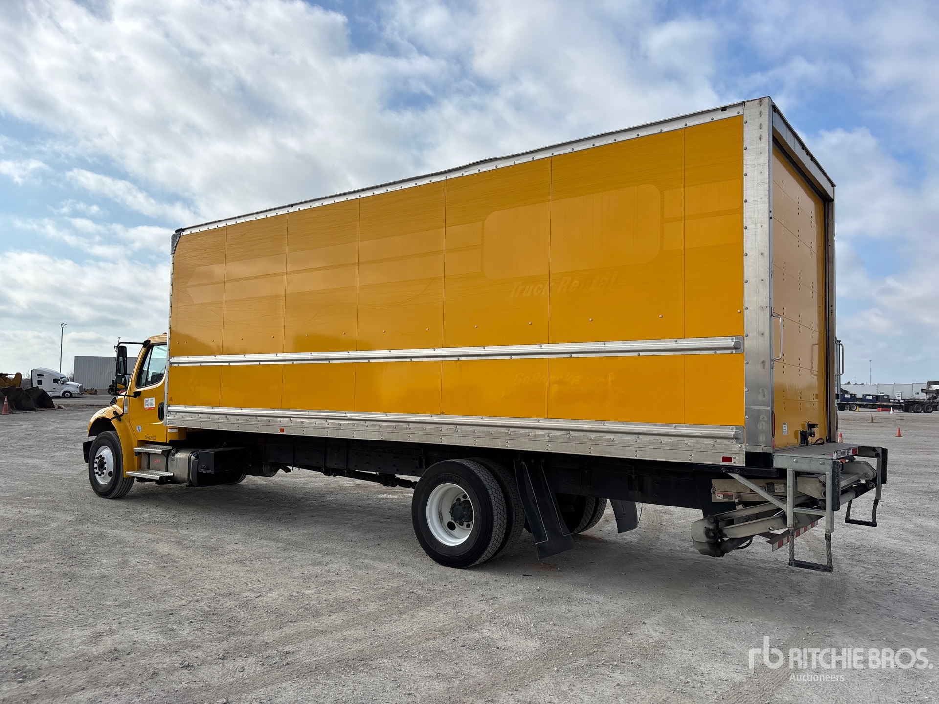 General Appearance with Imagen: esquina trasera izquierda