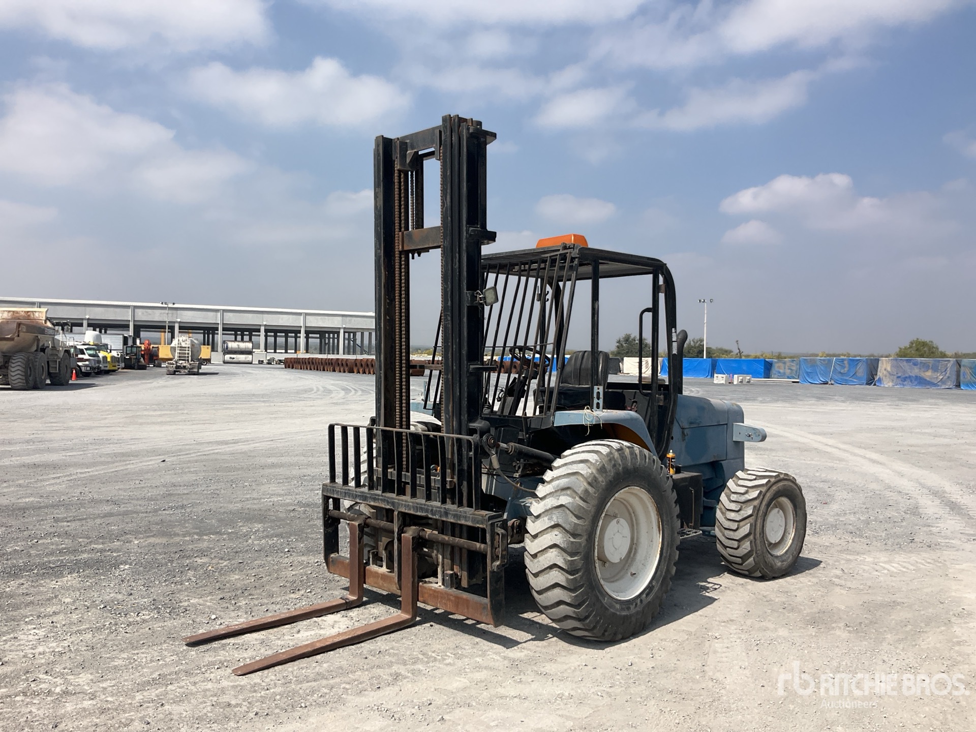 General Appearance with Featured Photo