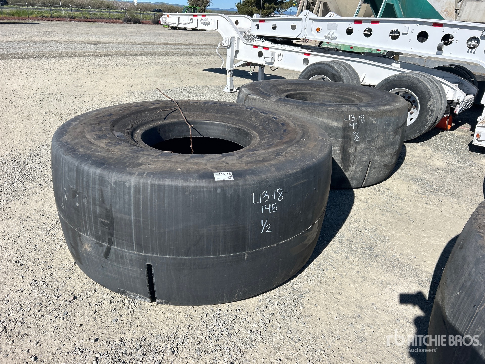 General Appearance with Picture, Left Front Corner