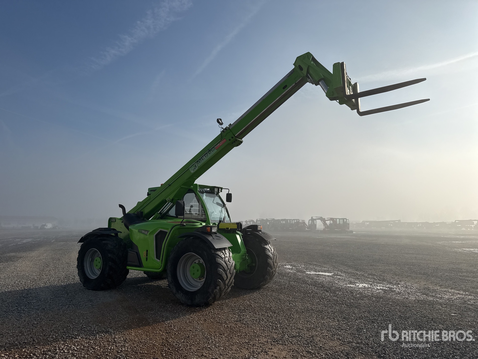 General Appearance with Foto, angolo anteriore destro