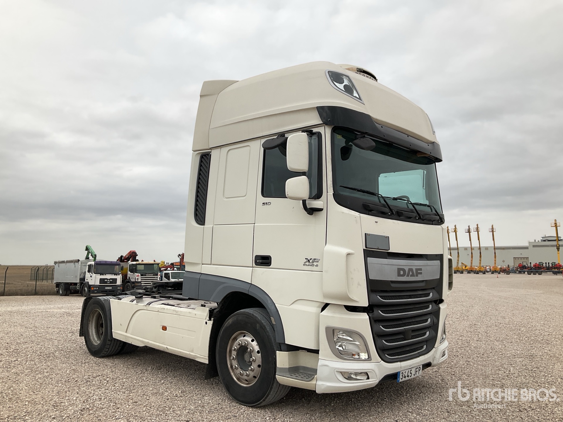 General Appearance with Image, coin avant droit