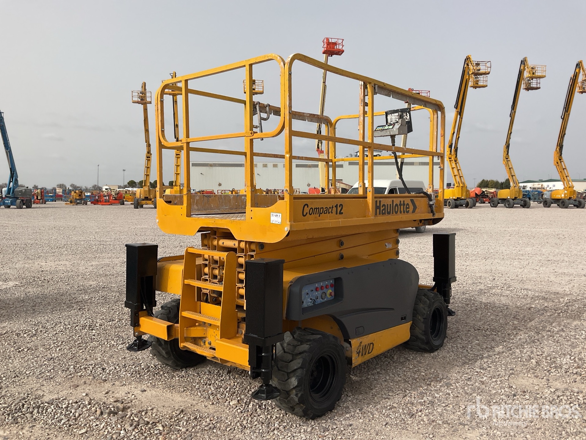 Aspect général with Image, coin arrière droit