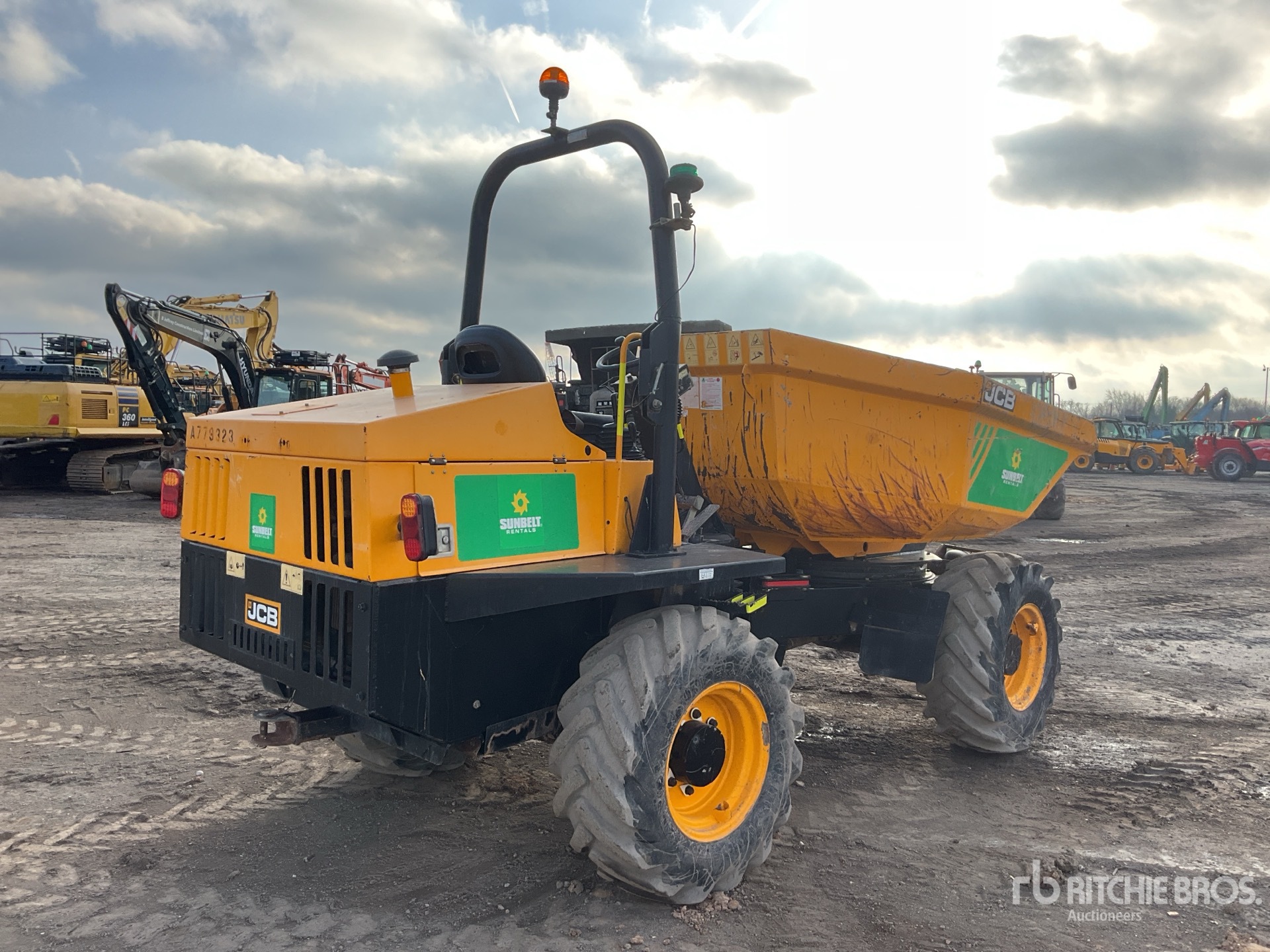 General Appearance with Picture, Right Rear Corner