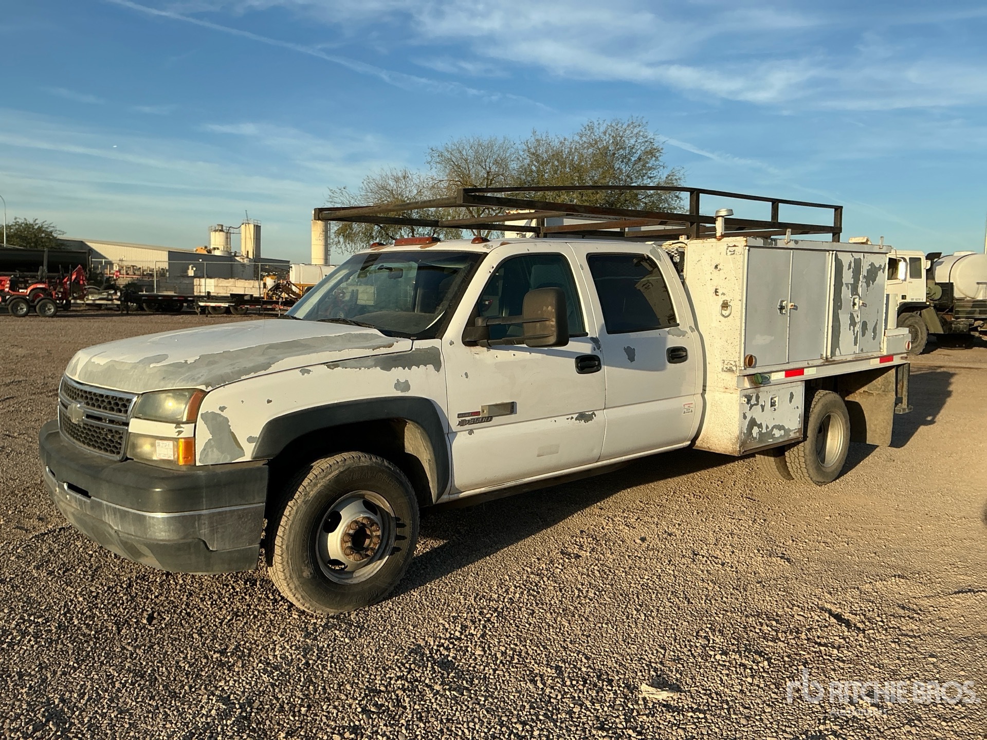 Aspect général with Image, coin avant gauche