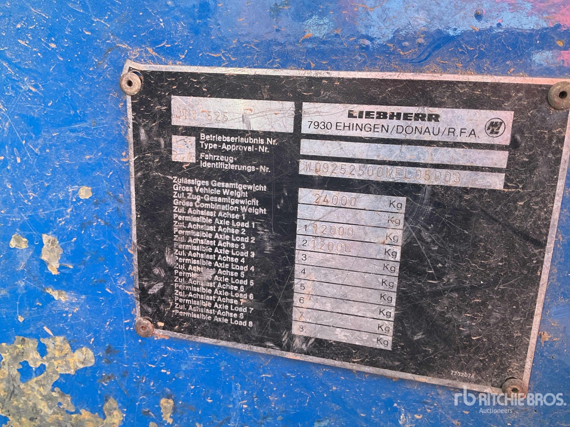 General Appearance with Numero seriale/numero d’identificazione del veicolo (VIN)