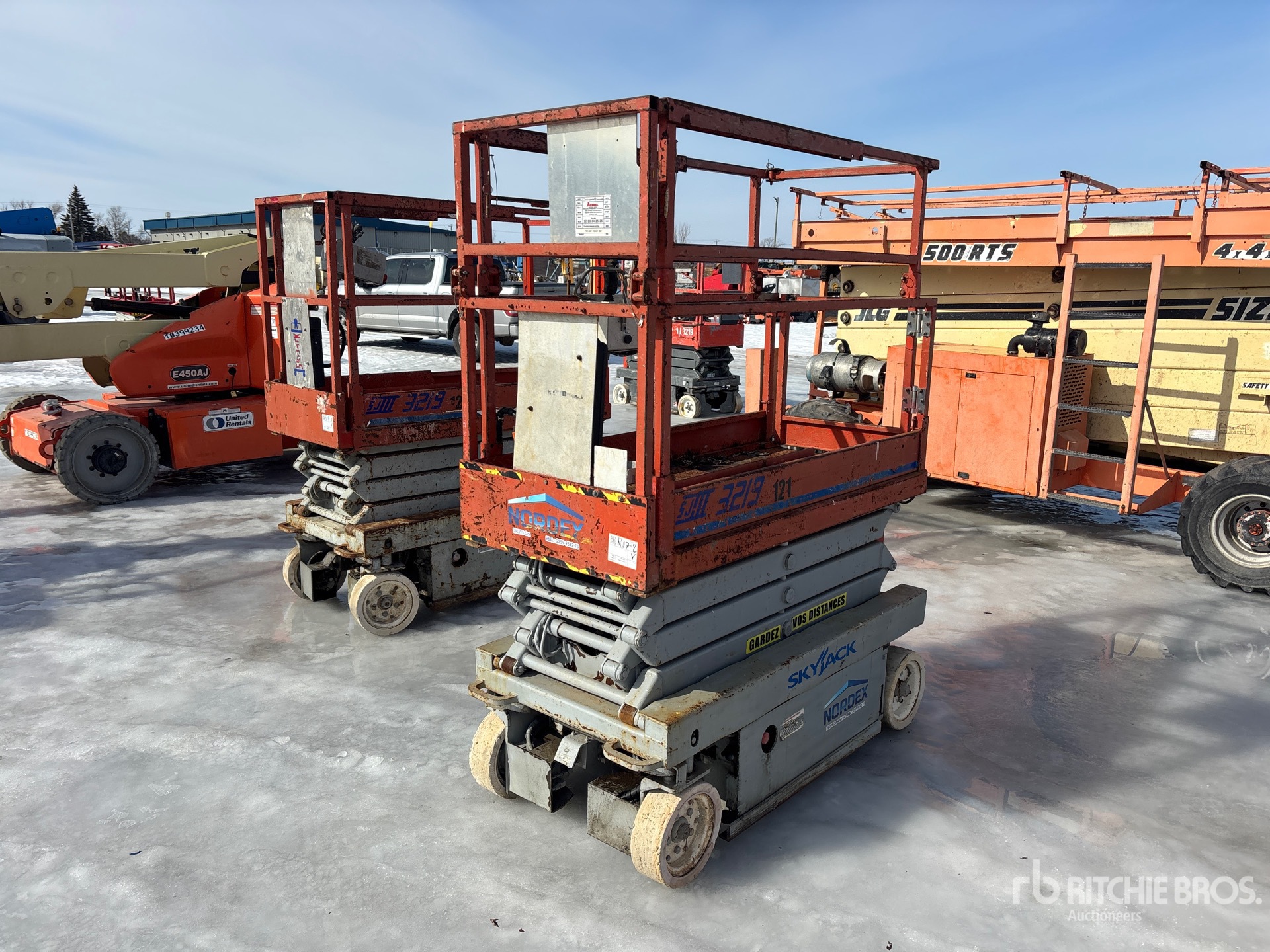 General Appearance with Bild, Ecke hinten rechts