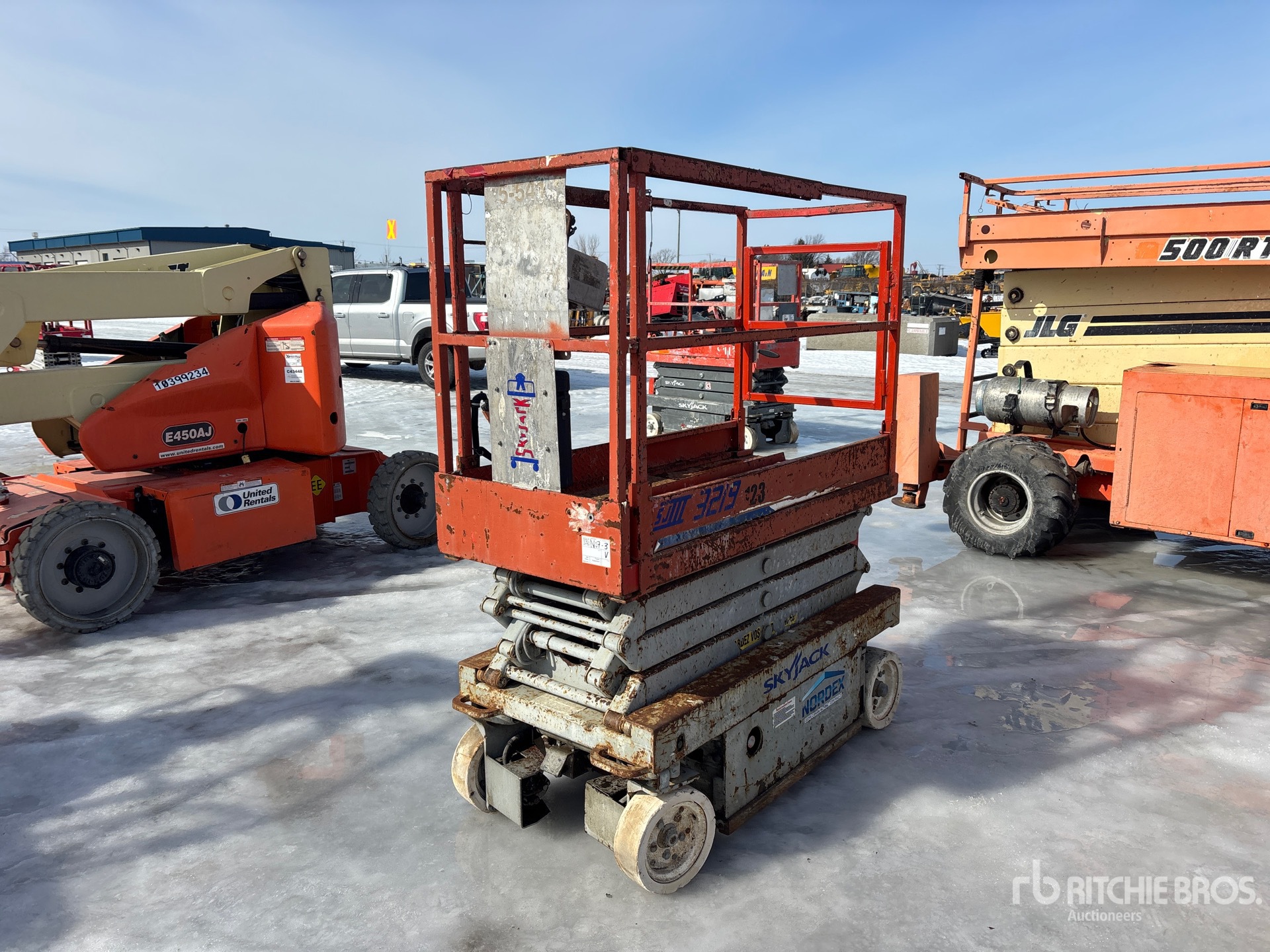 General Appearance with Bild, Ecke hinten rechts