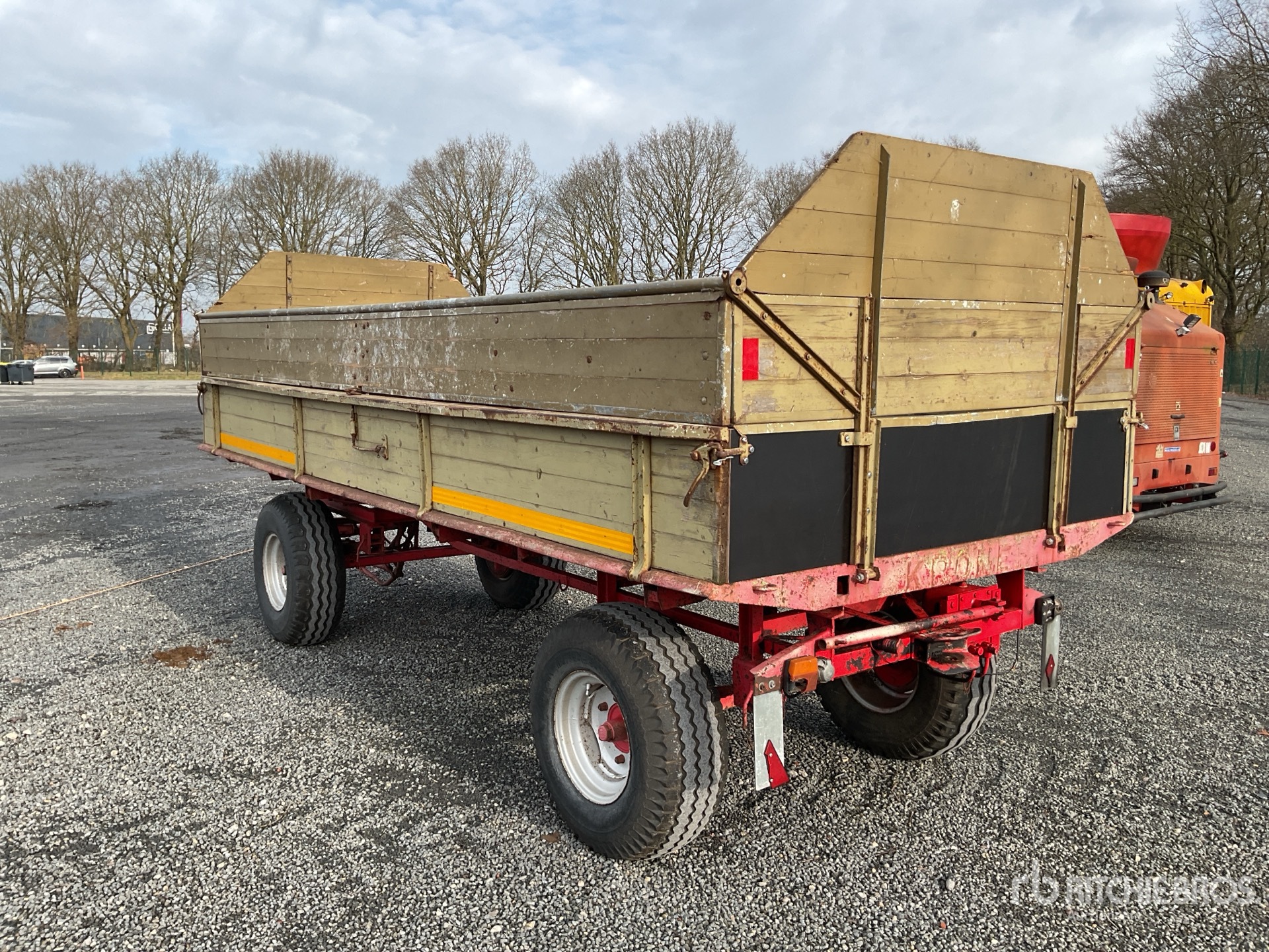 General Appearance with Zdjęcie, lewy dolny róg