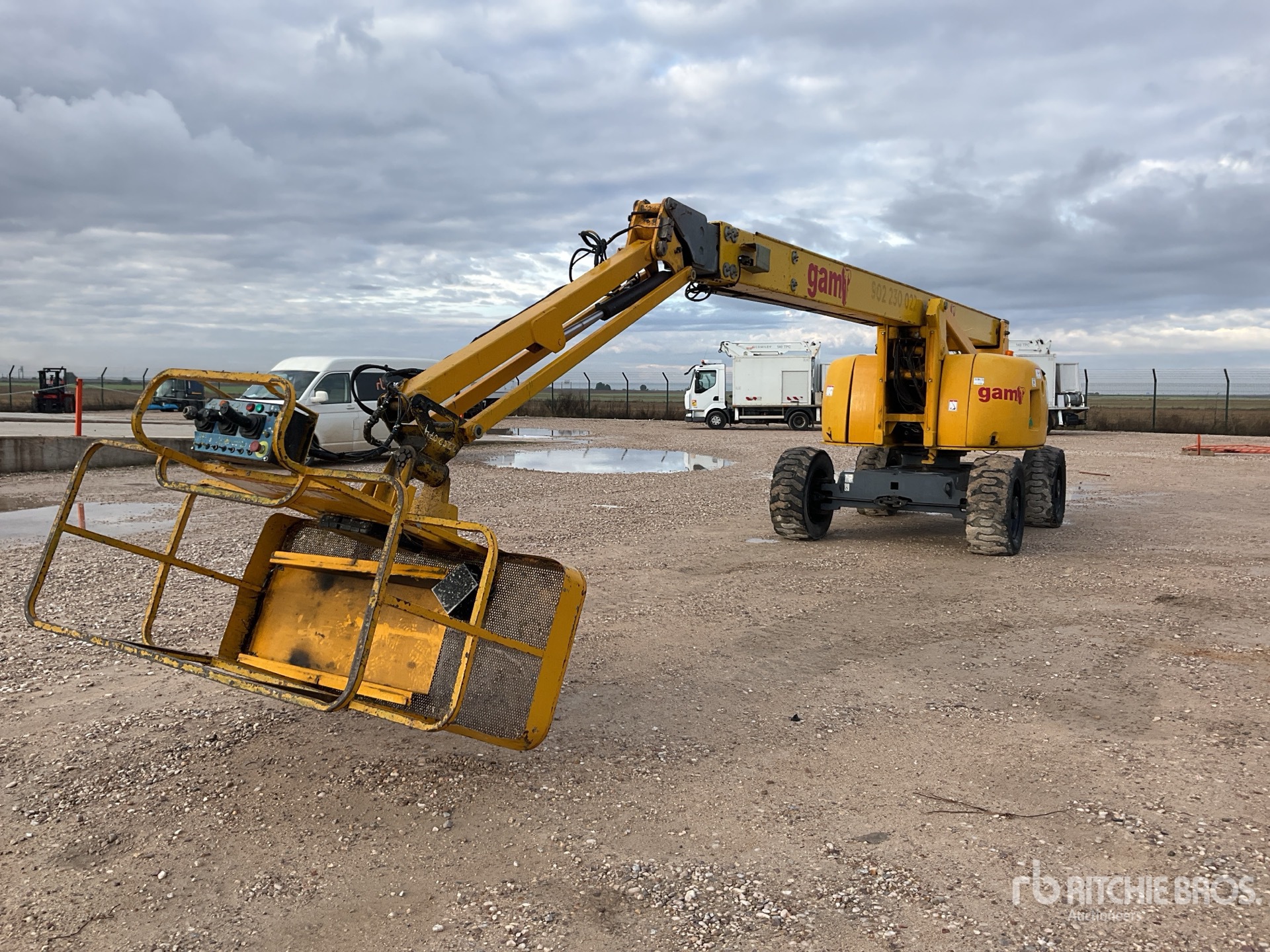 General Appearance with Picture, Right Rear Corner