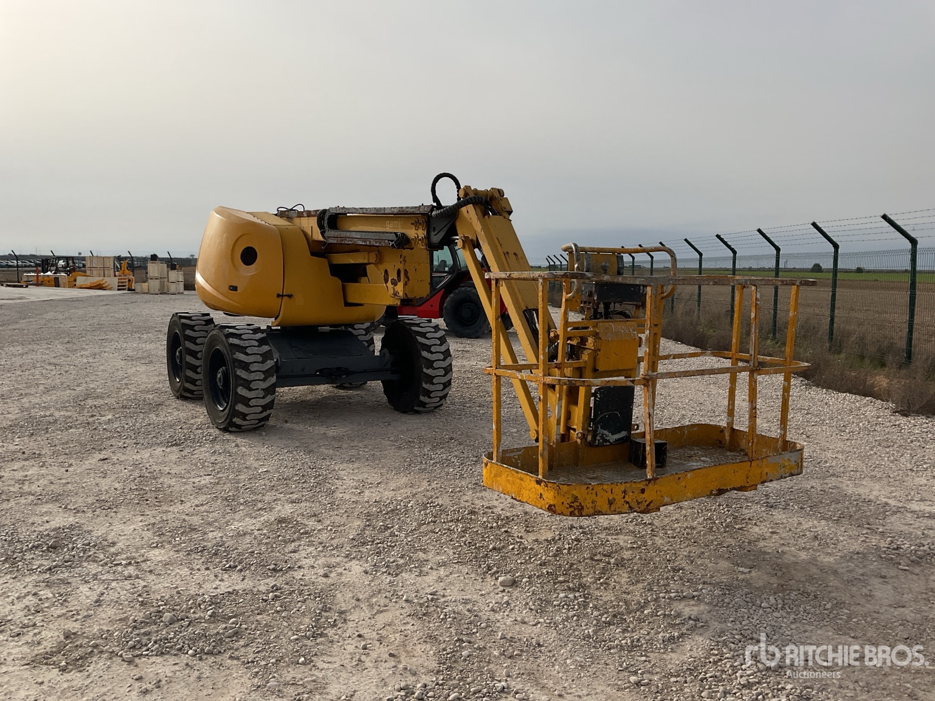 General Appearance with Imagen: esquina trasera izquierda