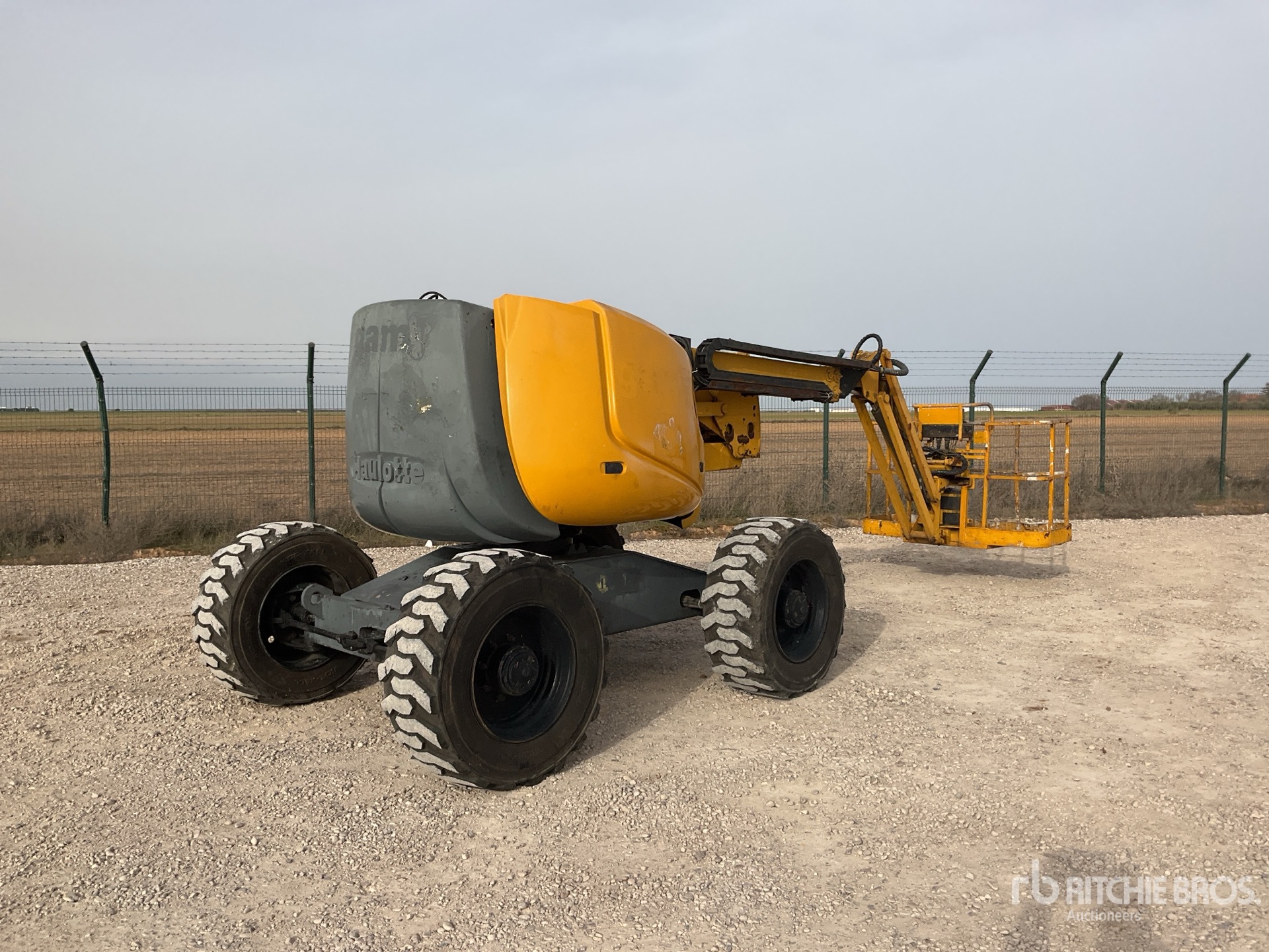 General Appearance with Imagen: esquina delantera izquierda