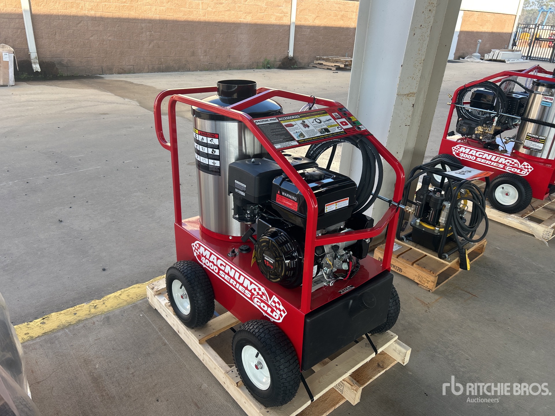 General Appearance with Picture, Right Front Corner