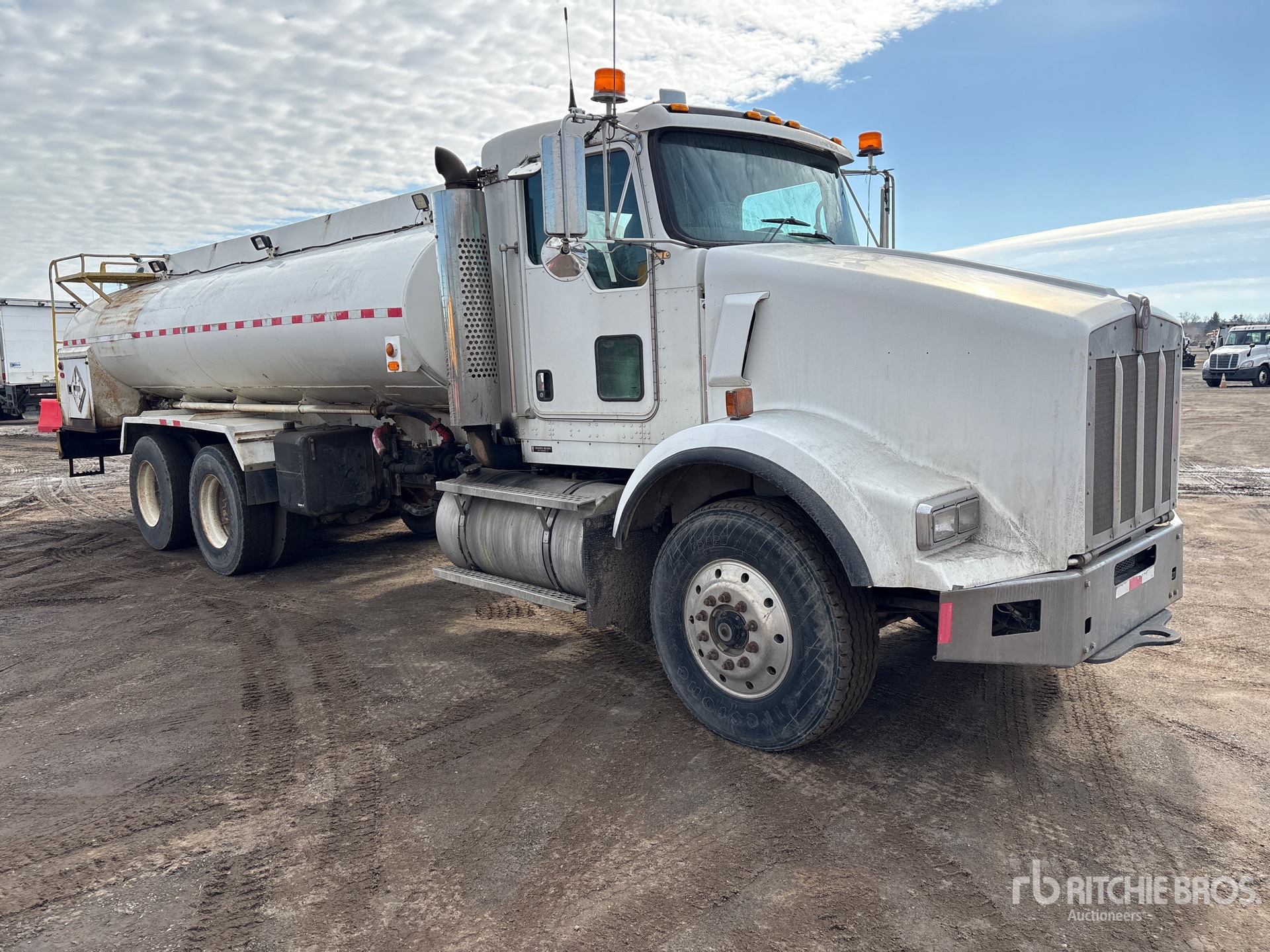 General Appearance with Imagen: esquina delantera derecha