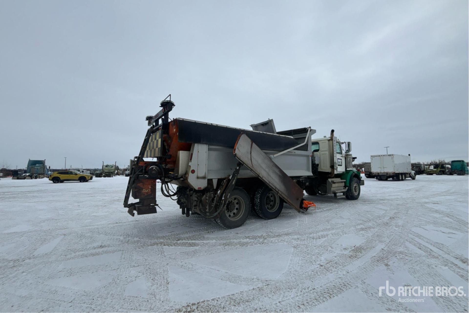 General Appearance with Imagen: esquina trasera derecha