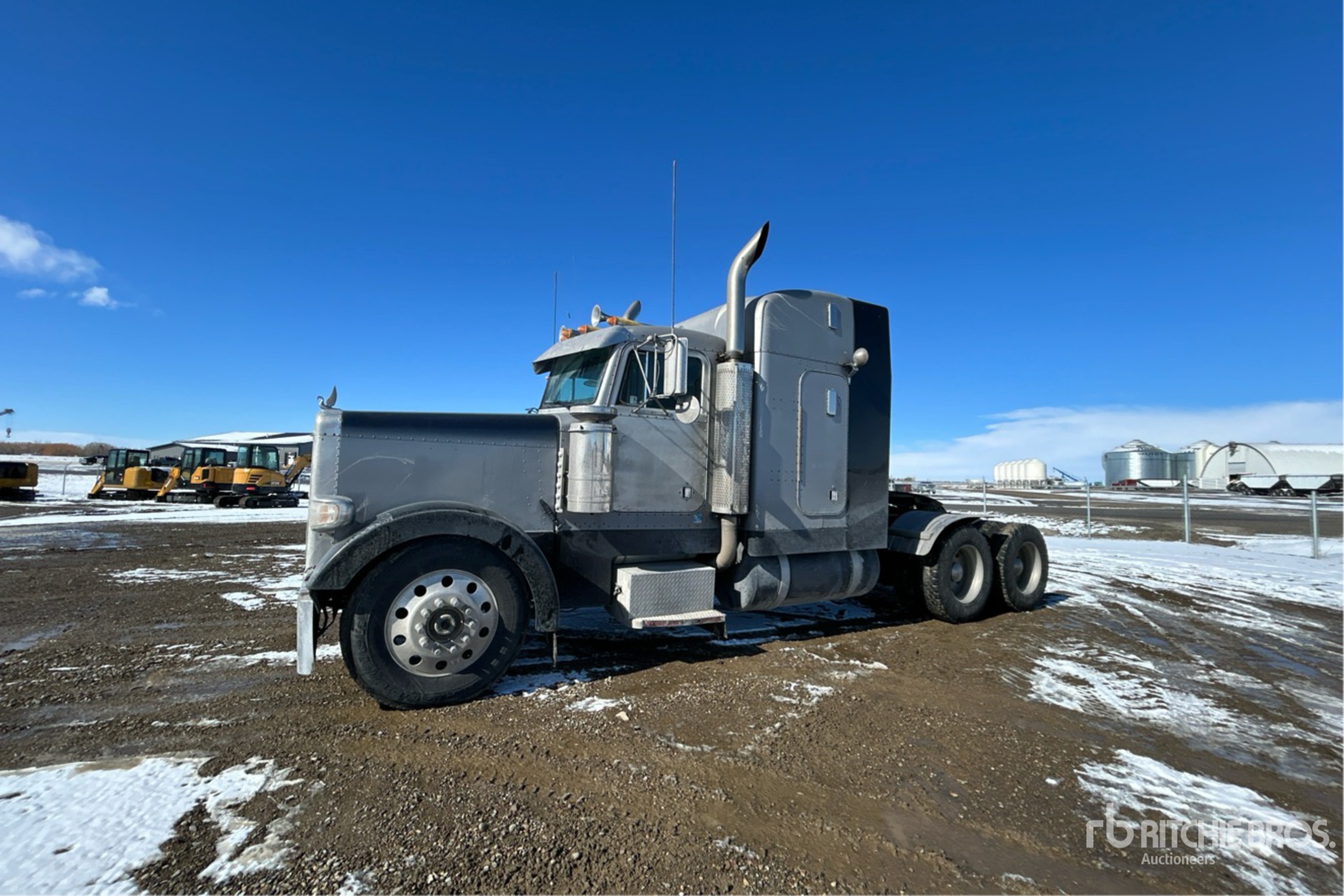 General Appearance with Imagen: esquina delantera izquierda