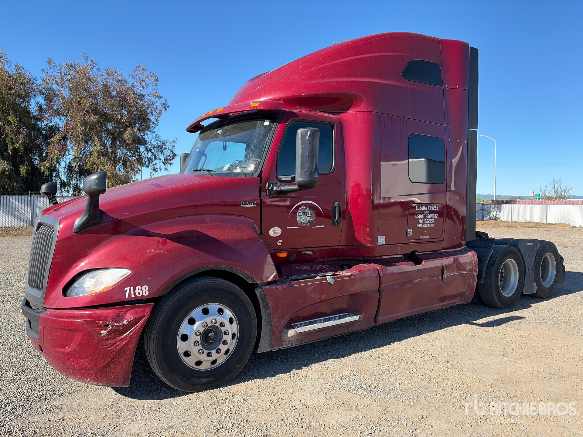 Aspect général with Image, coin avant gauche