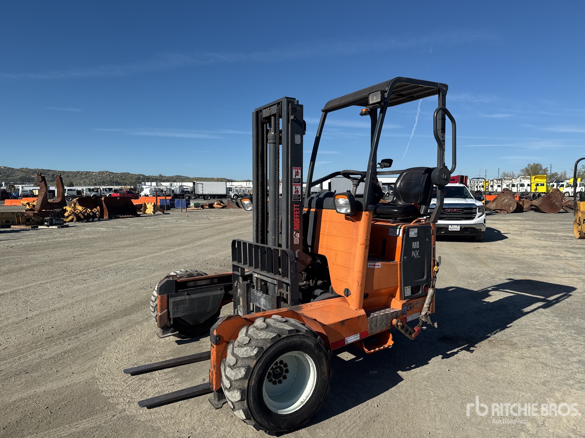 General Appearance with Picture, Left Front Corner