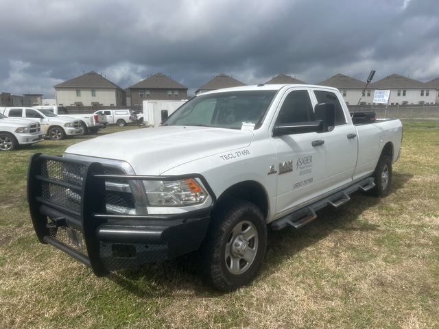 2018 Ram 3500 4x4 Crew Cab Pickup
