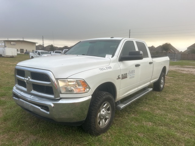 2018 Ram 3500 4x4 Crew Cab Pickup