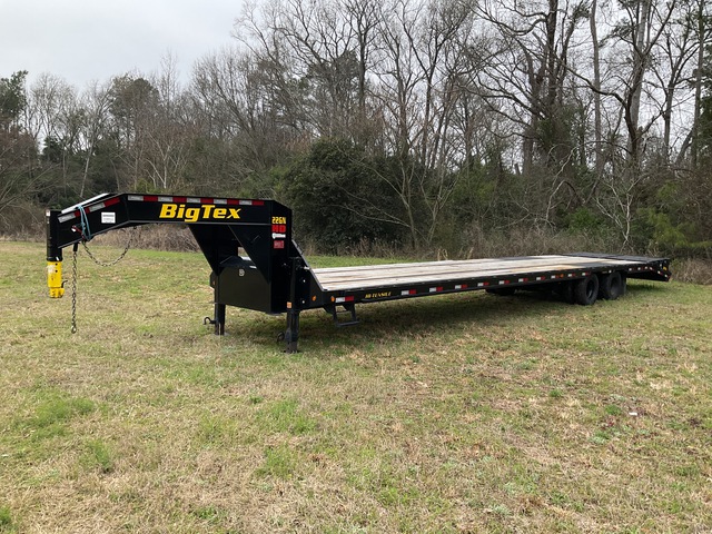 2025 Big Tex 22GN-40D5A-MRBK 40 ft T/A Gooseneck Equipment Trailer