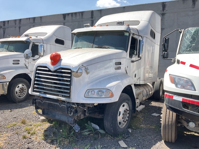 2017 Mack MP8 6x4 T/A Sleeper Truck Tractor (Inoperable)