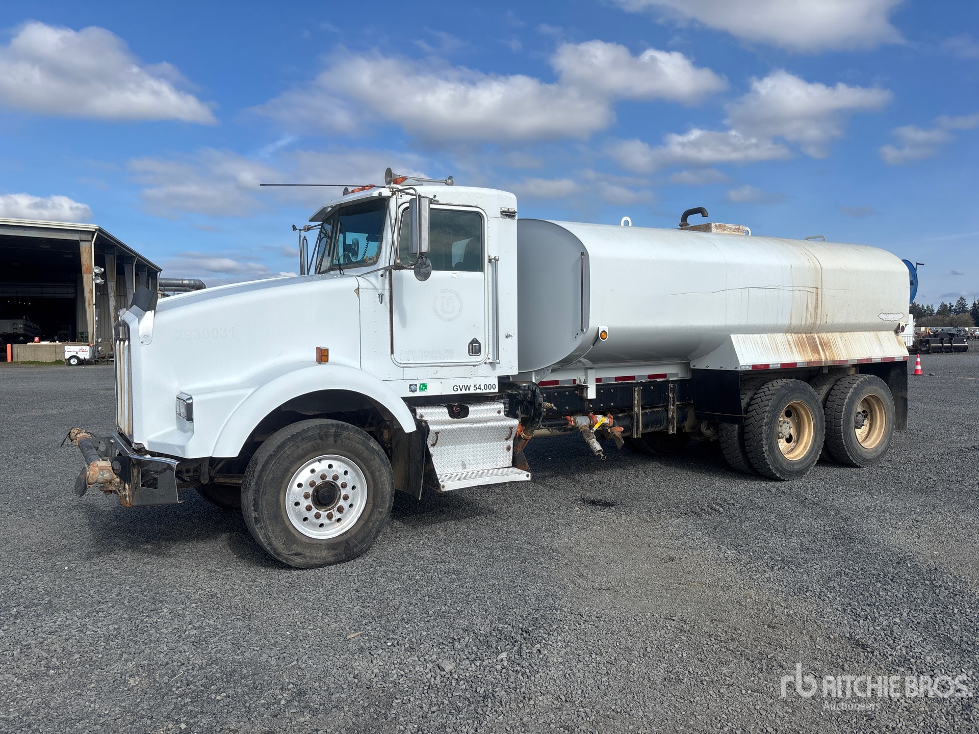 General Appearance with Featured Photo